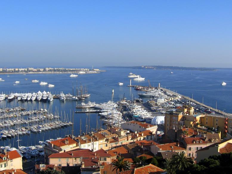 Provence 'suited to adventurous couples'
