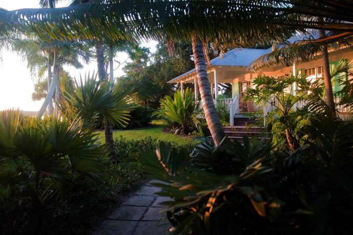 Sunny states top US foreclosure table