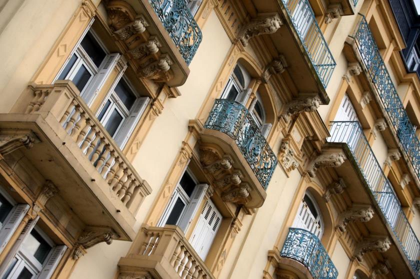 Prime property in Paris records 'steady' demand