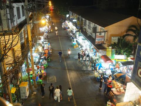 Soi Thonglor 'defying Thailand property turndown'