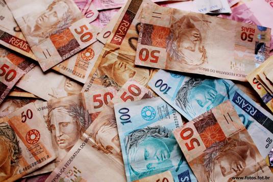 Pound's value 'making Brazil more popular'